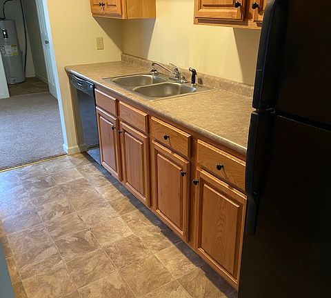 2nd image of 106 Lottie Dr #106