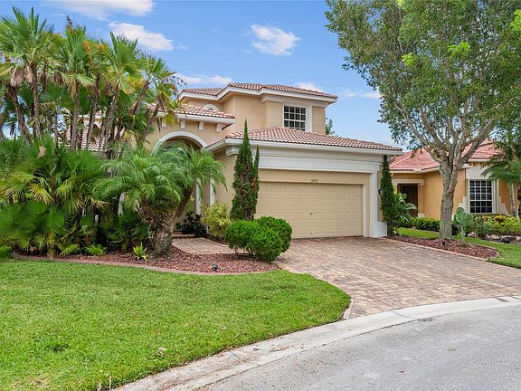 3rd image of 12370 NW 77th Manor