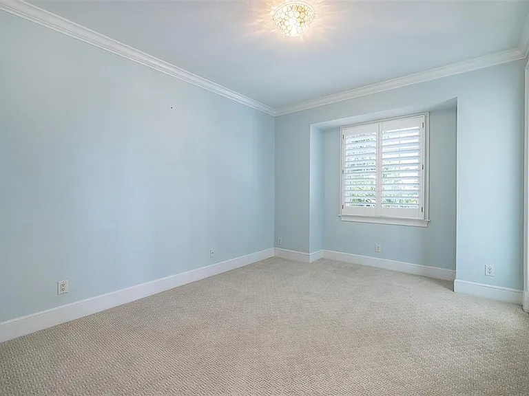 821 Bay Point Dr — Photo 20