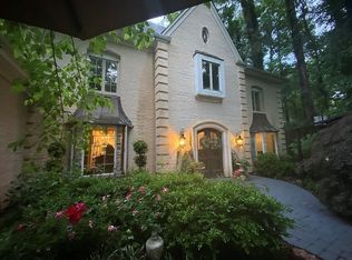 1204 Queensferry Rd, Cary, NC 27511