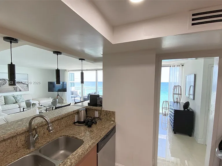 2030 S Ocean Dr #821 — Photo 14