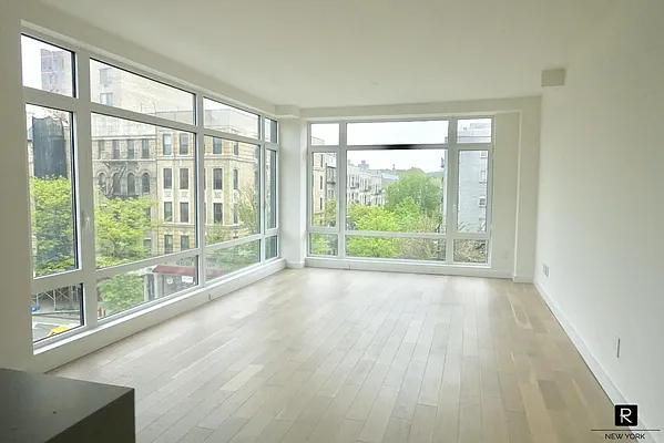 Rented by R New York | media 10