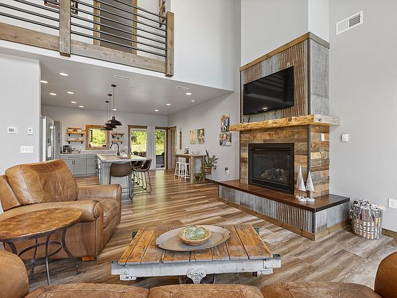 2nd image of 23759 Limestone Ln