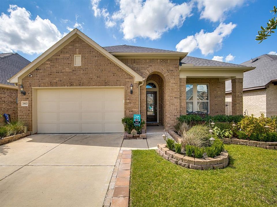1st image of 19623 Bowie Plantation Ln