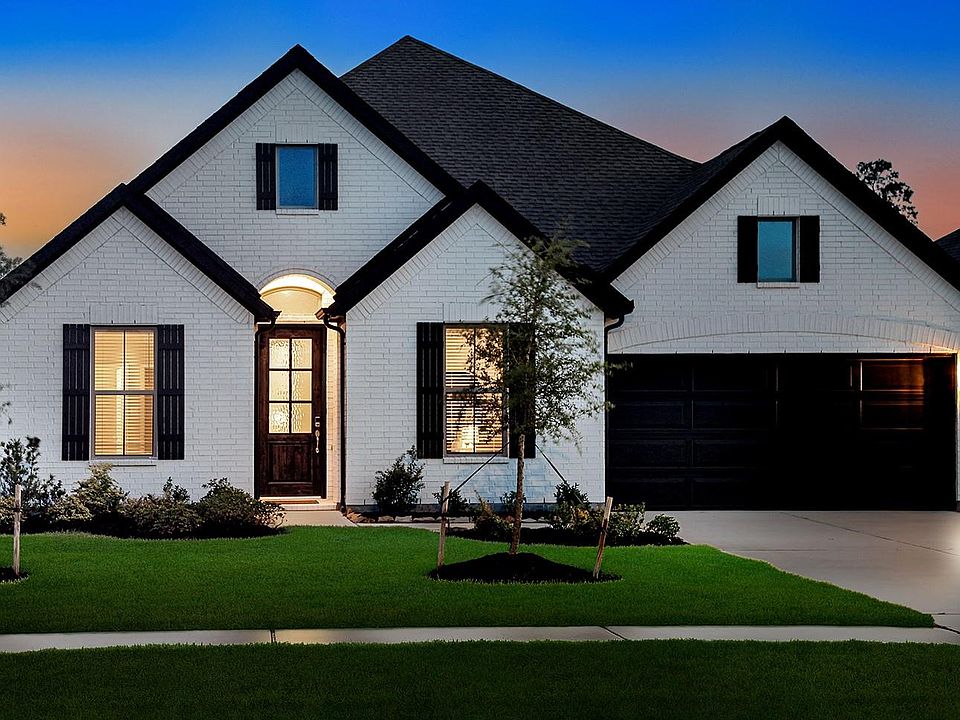 1st image of 32236 Highwood Green Ln