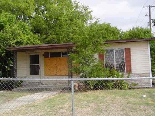 1st image of 801 MC CAULEY AVE