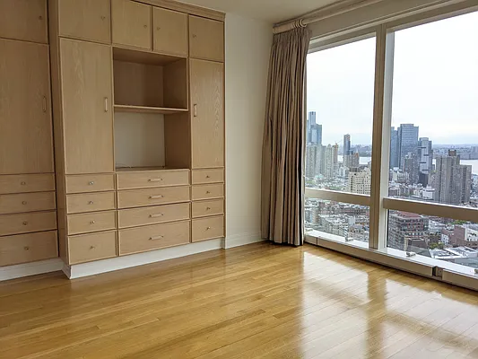 Rented by Douglas Elliman | media 4
