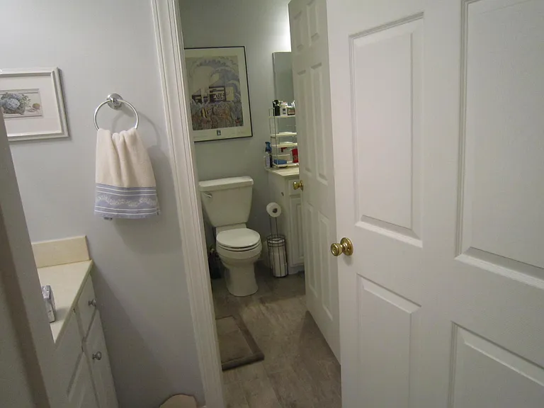 2nd floor Bath