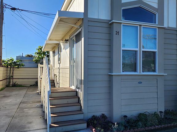 5th image of 1740 N Santa Fe Ave Spc 27