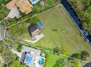 8090 Native Dancer Rd E, Palm Beach Gardens, FL 33418