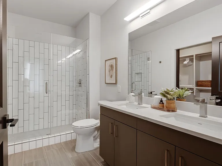 303 31st Ave N #206 — Photo 22