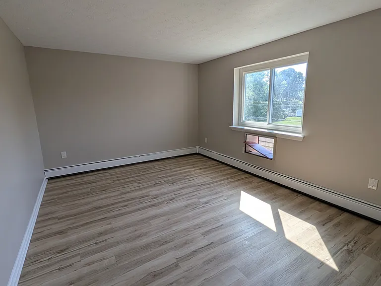 1160-A417 S Main St #1-417 — Photo 13