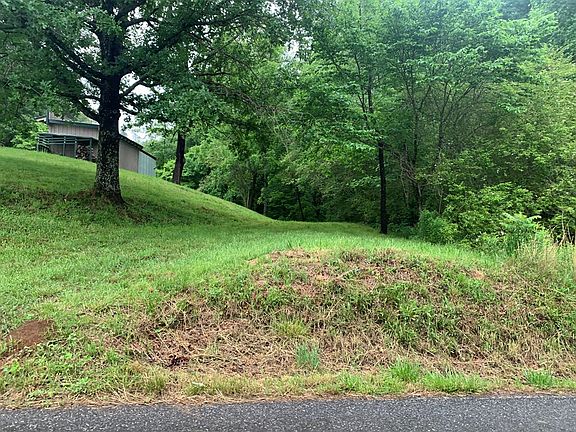 3rd image of 805 Bethabara Rd