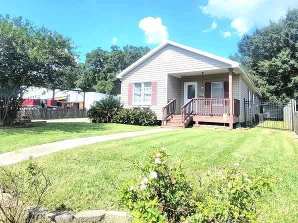 611 E Bridge St, Saint Martinville, LA 70582