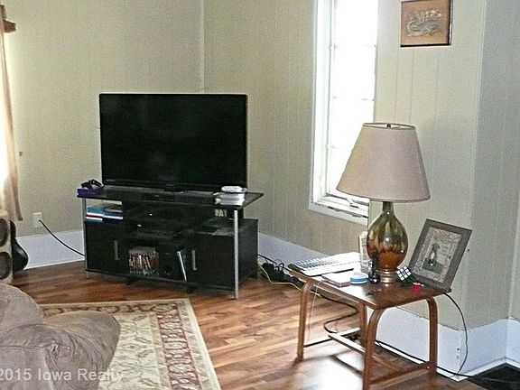 2nd image of 1660 Newbold Dr
