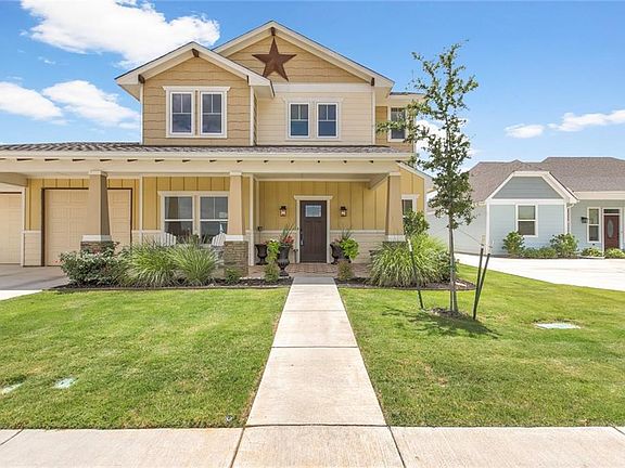 3rd image of 120 King Arthur Ct