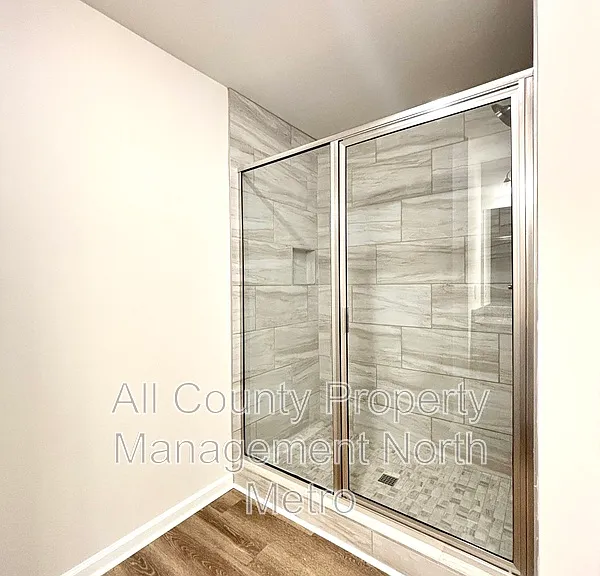 6366 Pine Ridge Point — Photo 12