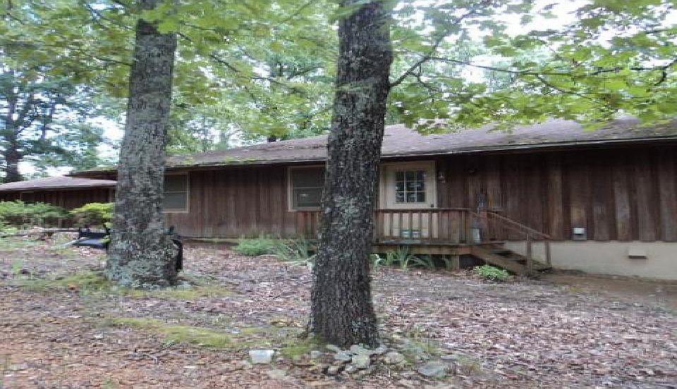 2nd image of 2785 Mathia Rd