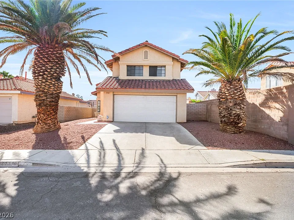 7739 Kalmalii Ave