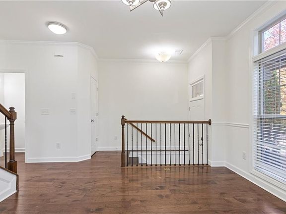 3rd image of 2253 Lavista Ct NE