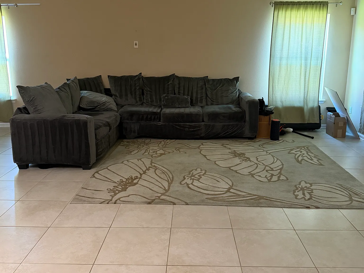 1 bed, 2003 sqft, $1,100 — Photo 2