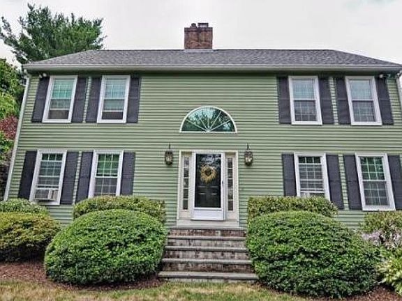 2nd image of 42 Berry St