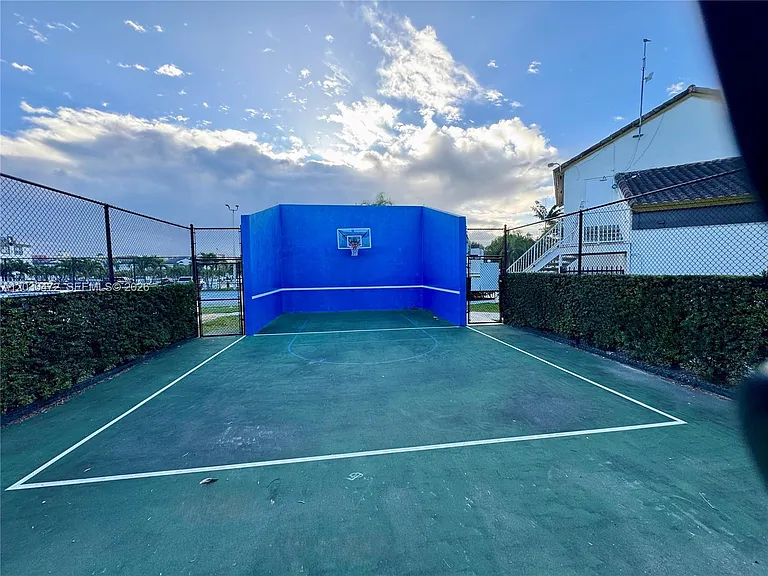 9711 Fontainebleau Blvd #D203 — Photo 34
