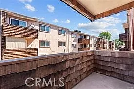 5349 Newcastle Ave #18 — Photo 3
