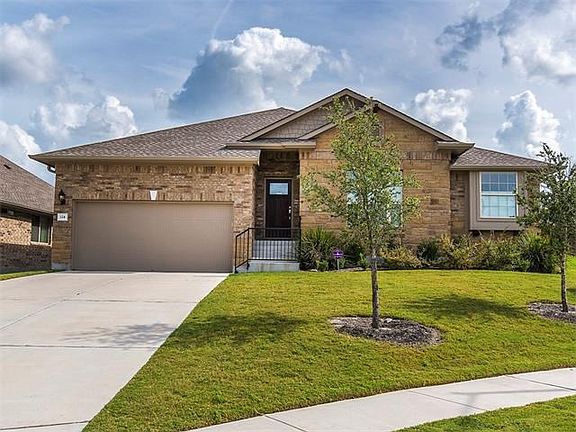 Front of very well maintained home.