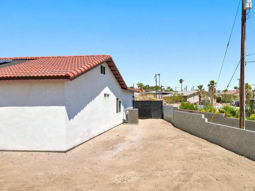 4 bed, 1730 sqft, $3,250 — Photo 4