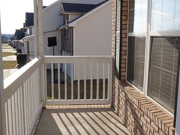 2nd image of 1584 Apache Way