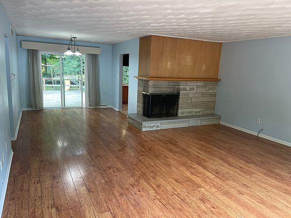 Living-Dining Area