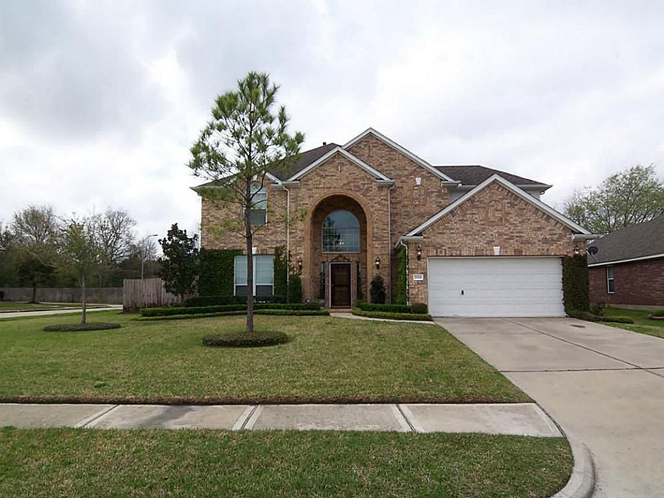 1st image of 2214 Blue Water Bay Dr