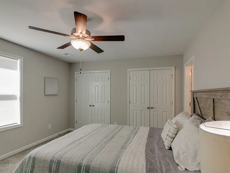 1960 Batts Ln #C — Photo 17