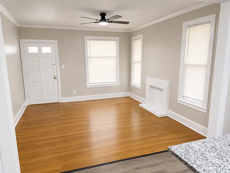 Living room + Entrance