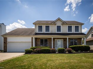 6001 N Mayflower Dr, Lorain, OH 44053