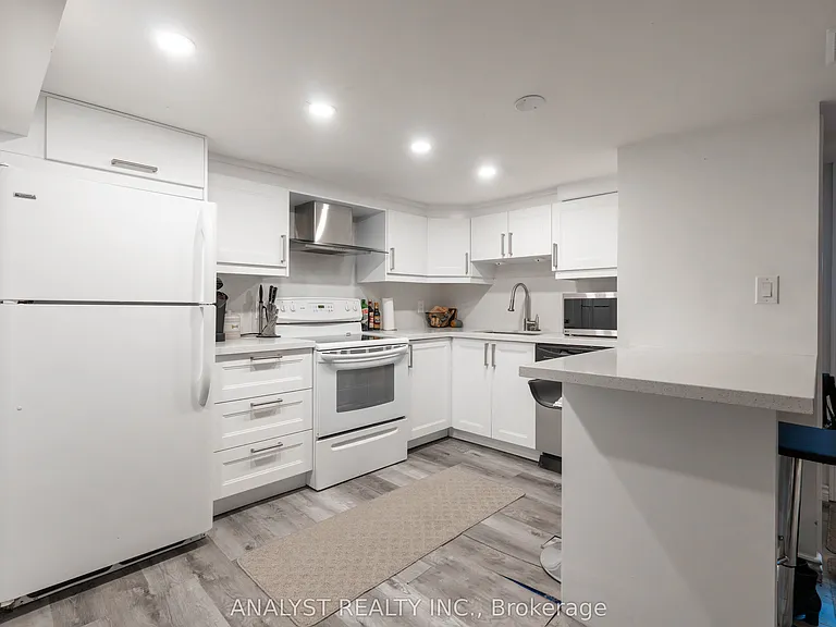39 Chartwell Rd #BASEMENT — Photo 6