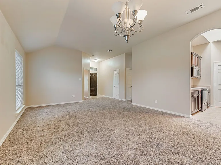 621 Tumbleweed Dr — Photo 11
