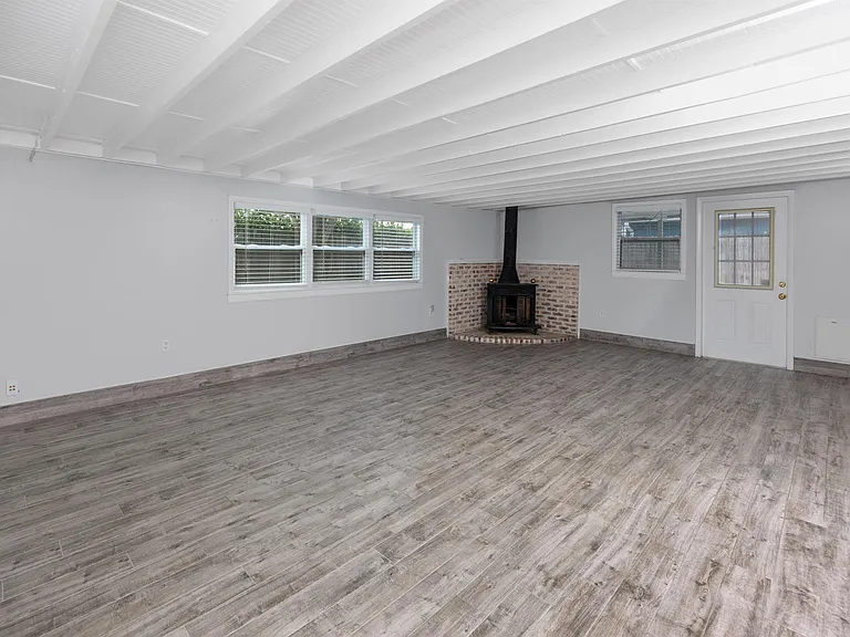 4514 S Shamrock Rd — Photo 3