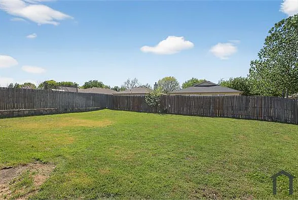 4608 Merlot Dr — Photo 28