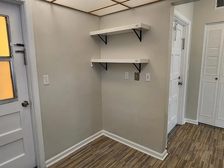 1420 SE 4th Ave #2 — Photo 15