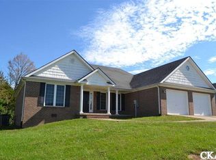 112 Max Cavnes Rd, Danville, KY 40422