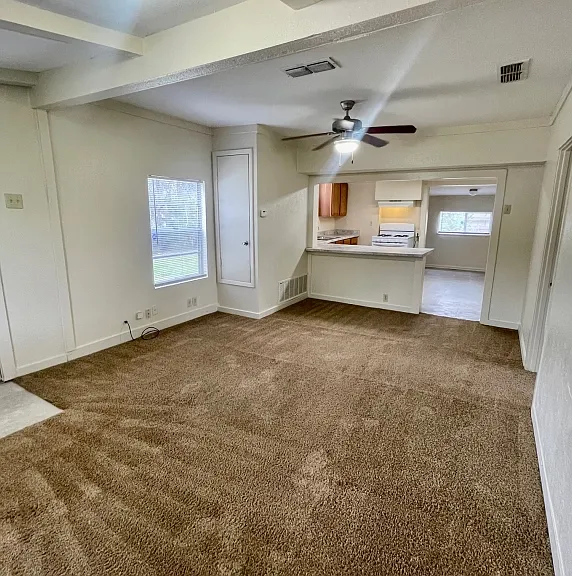 308 N White Oak Rd — Photo 4