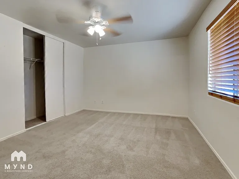 1886 E Cowboy Cove Trl — Photo 5
