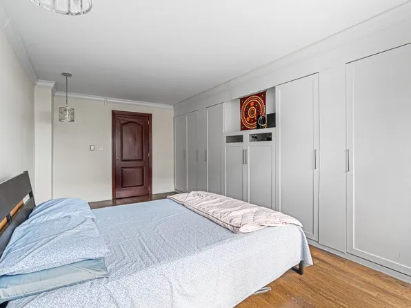 18-05 215th Street image 16 of 20