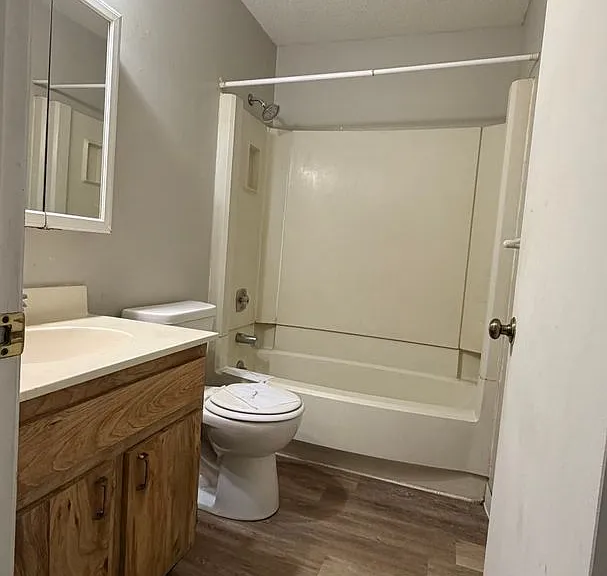 5901 Ryewyck Dr — Photo 10