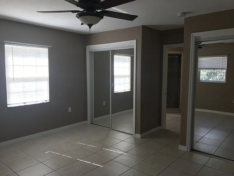 2854 Laurel Ave — Photo 6