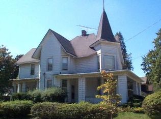 473 South St, Elgin, IL 60123