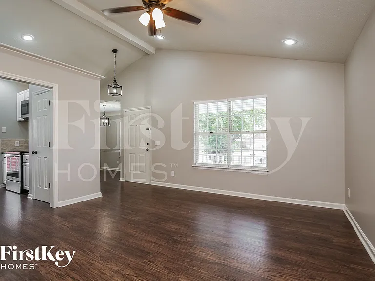 4329 Mystic Valley Ct — Photo 4