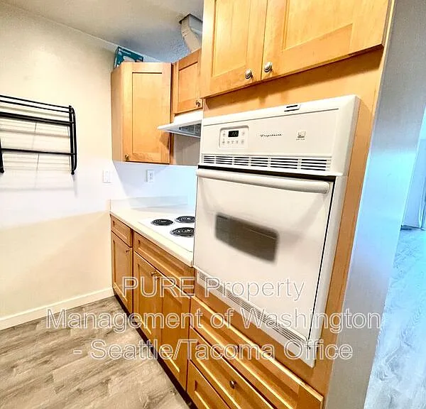 3047 SW Avalon Way #101 — Photo 5